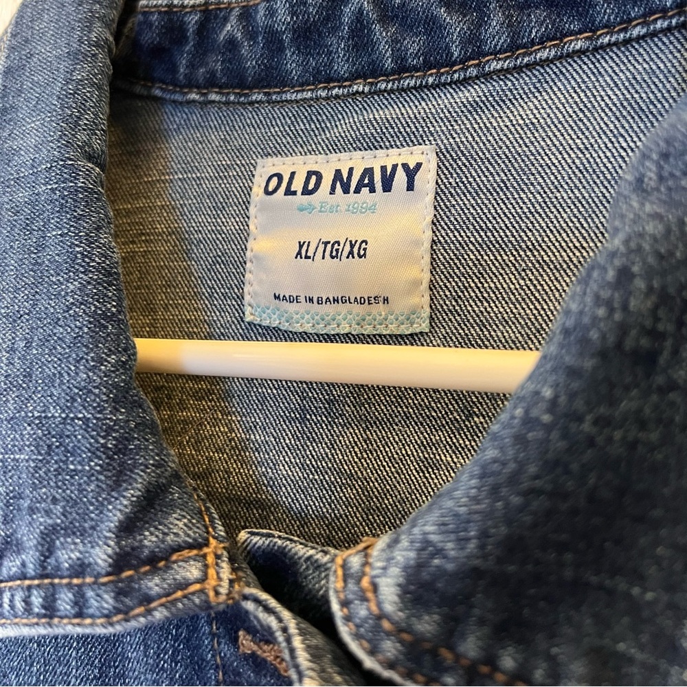 Dark Wash Denim Jean Jacket Size X-Large Old Navy brand. Button up collar jacket - Picture 15 of 17